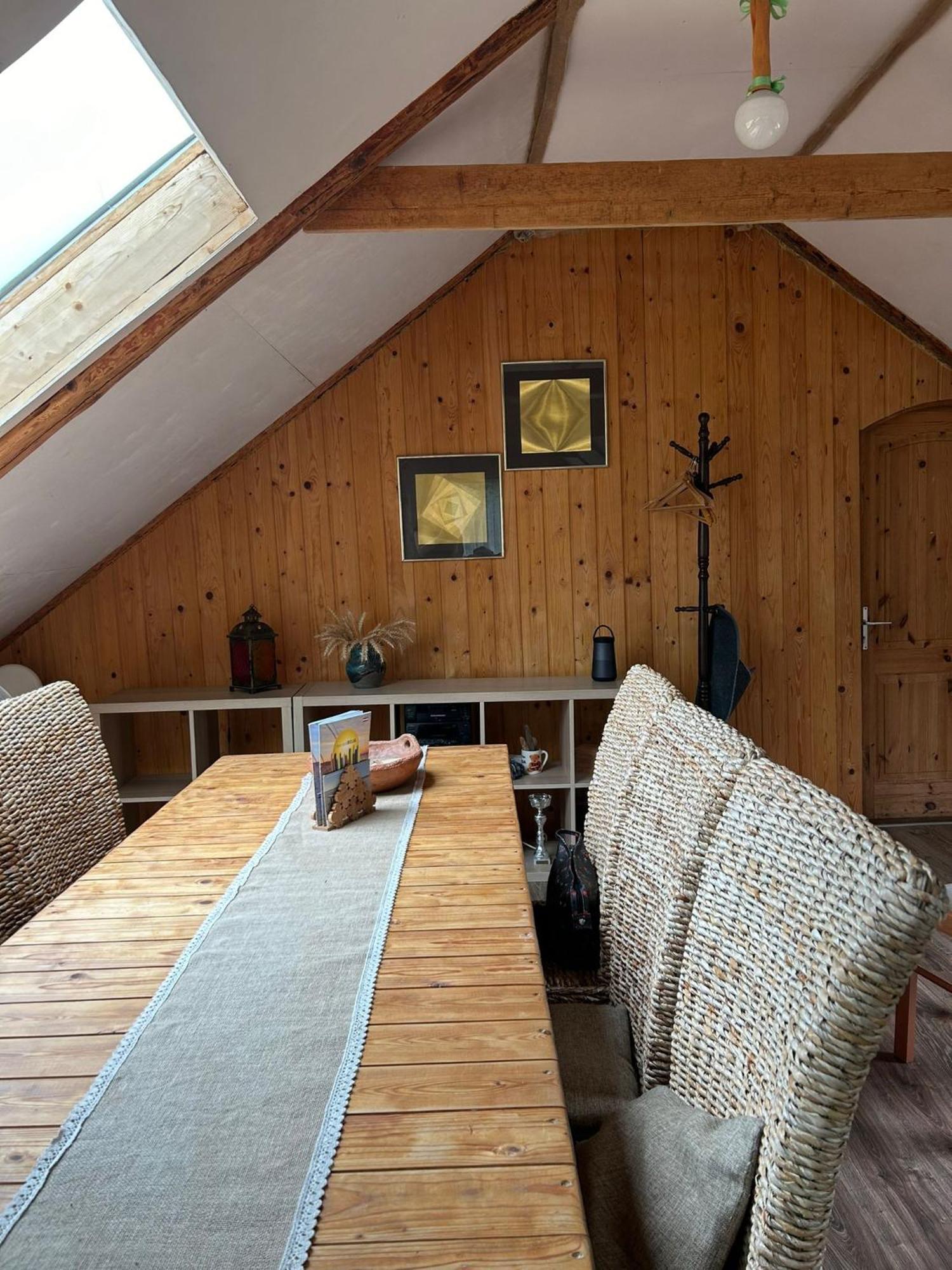 Atputas Vieta Raudini Hotel Kaltene Buitenkant foto