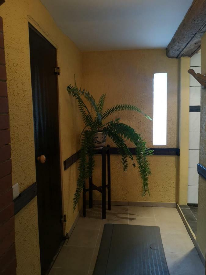 Atputas Vieta Raudini Hotel Kaltene Buitenkant foto